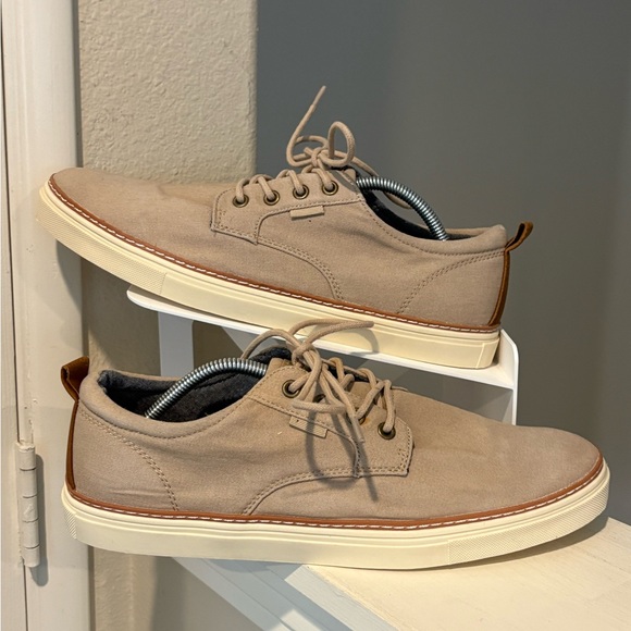 Bullboxer Other - B-52 By Bullboxer Lace Up Sneakers Shoes Mens Sz 12 Color:Sand 967X28110A